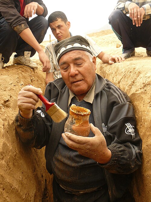 Ahmadali Asqarov