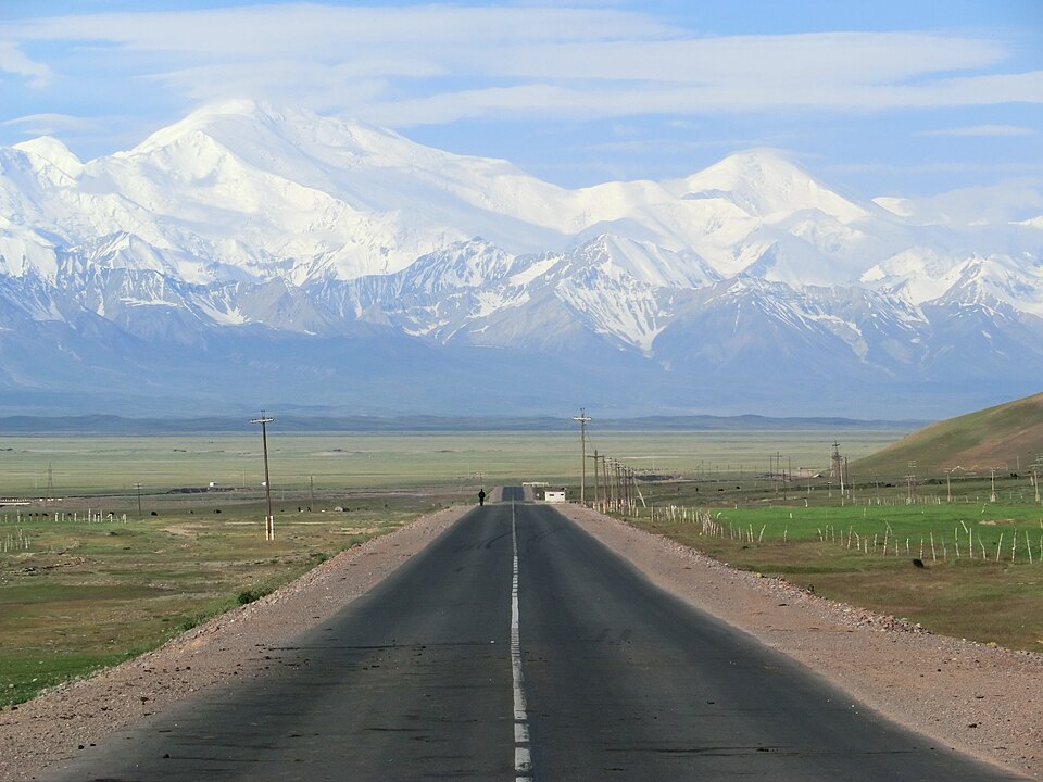 Oloy (tuman)