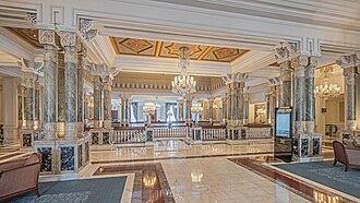 Çırağan saroyi ichidagi atrium zali