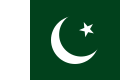 Koʻpchilik musulmonlarning ramziy timsoli hisoblanuvchi toʻq yashil rangli Pokiston bayrogʻi, koʻpchilik musulmon davlatlar bayroqlari singari ushbu bayroqda ham yarim oy va yulduz tasviri mavjud.